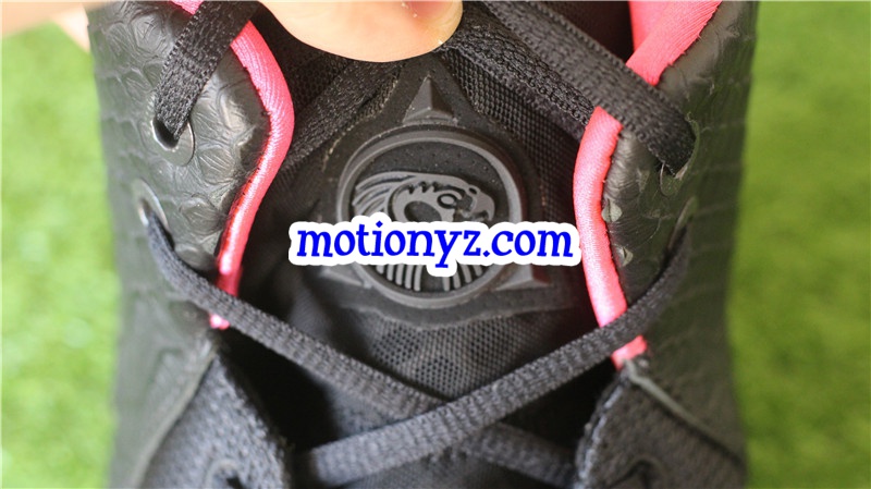 Nike Air Yeezy 2 NRG Solar Red Glow in the dark